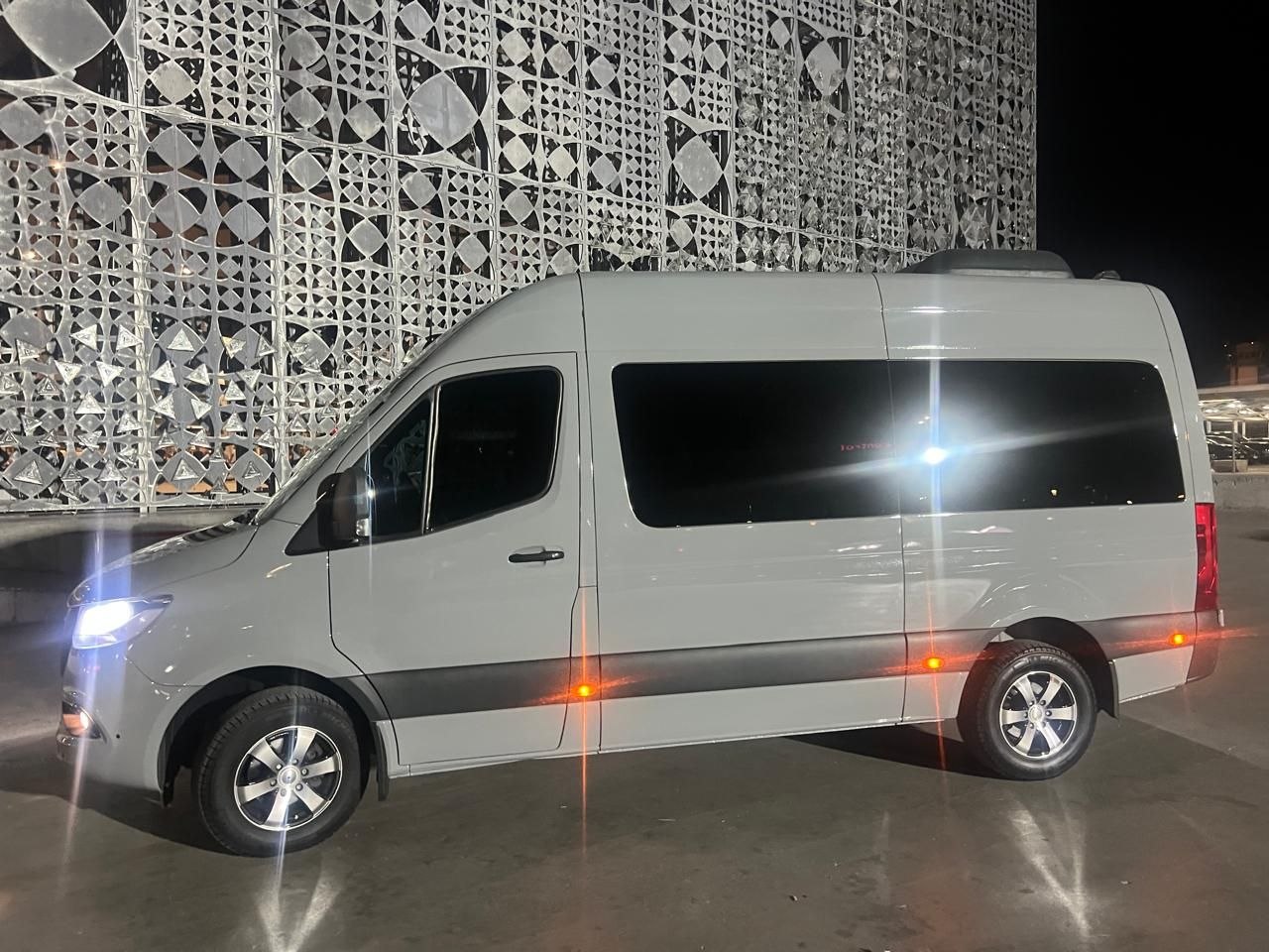 Mercedes Sprinter minibus