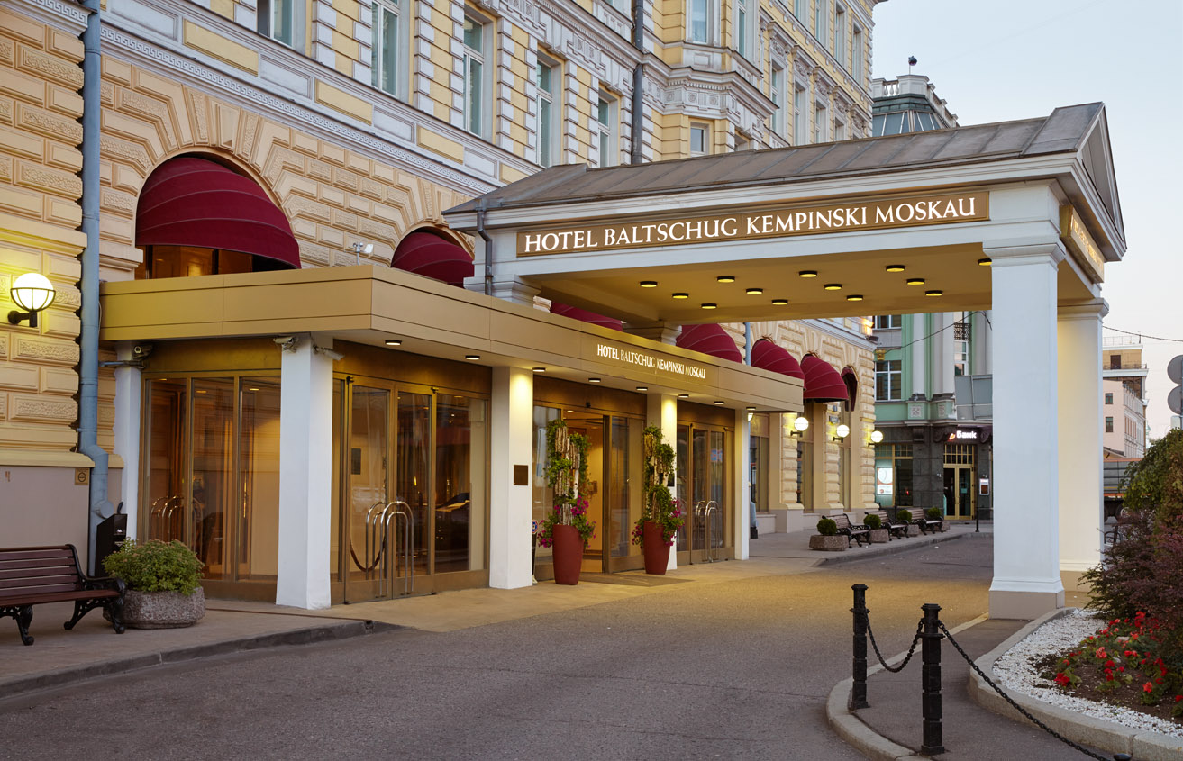Hotel Baltschug Kempinski exterior